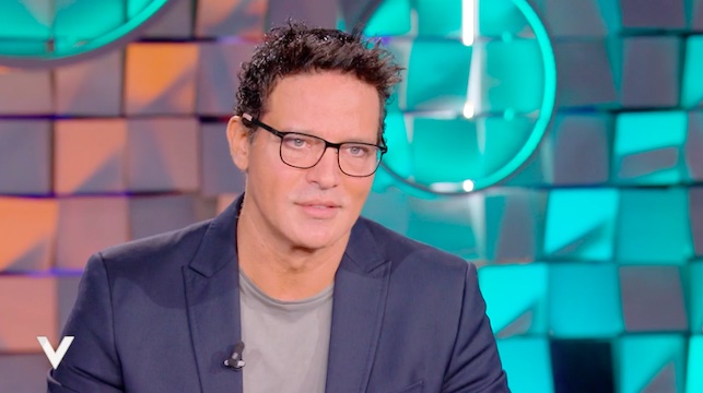 Gabriel Garko svela se è fidanzato e il desiderio di avere un figlio