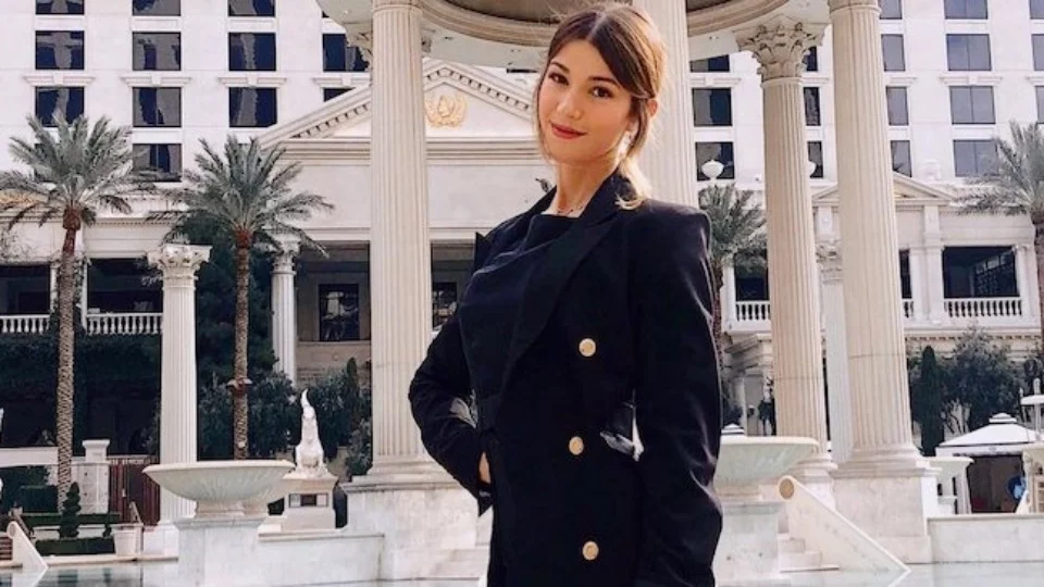 Ginevra Lamborghini sfoggia su Instagram una borsa Hermes: è polemica