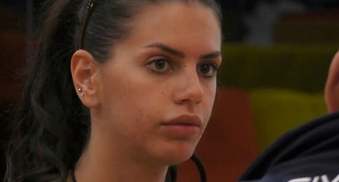Antonella Fiordelisi Non Sente La Sorella Da Anni Il Racconto