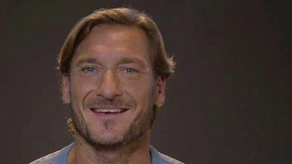 francesco totti noemi anelli