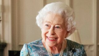 Regina Elisabetta, un nuovo libro svela la malattia e le cause della morte