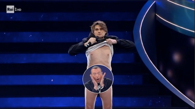 Sanremo 2023, Amadeus avvisa il pubblico su Angelo Duro Sanremo 2023, Amadeus avvisa il pubblico su Angelo Duro