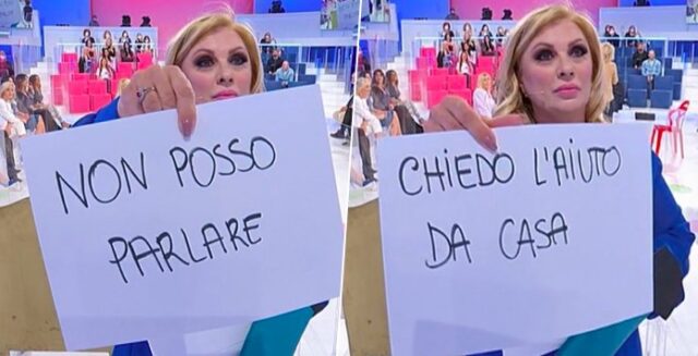 Uomini e Donne, Tina contro Gemma. Maria le spegne il microfono