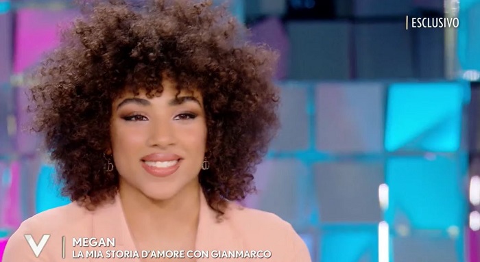 Amici 22, cosa ha scritto Megan nel biglietto lasciato a Gianmarco dopo l’eliminazione Amici 22, cosa ha scritto Megan nel biglietto lasciato a Gianmarco dopo l’eliminazione