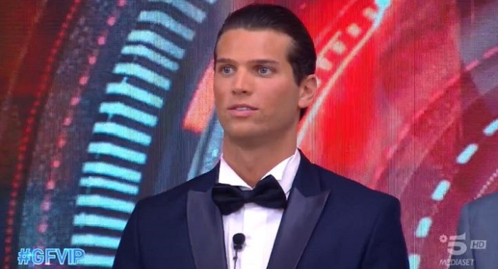 Andrea eliminato
