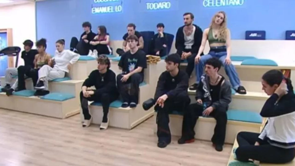 amici 22 sale quattro allievi contagiati covid