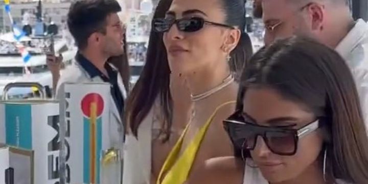 Giulia Salemi ed Elisabetta Gregoraci all’evento organizzato da Fedez e Lazza Giulia Salemi ed Elisabetta Gregoraci all’evento organizzato da Fedez e Lazza