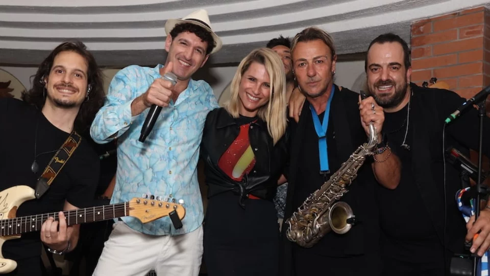 Michelle Hunziker Lembo Anema e Core band