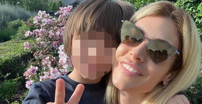 Paola Caruso, il figlio torna a camminare dopo l’operazione Paola Caruso, il figlio torna a camminare dopo l’operazione