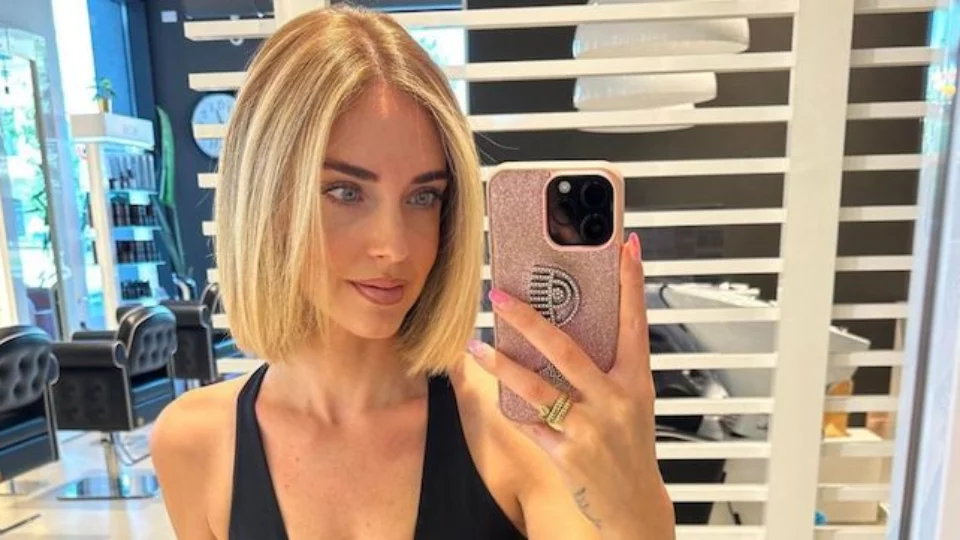 Chiara Ferragni, l'epica risposta a un fan che critica il suo seno