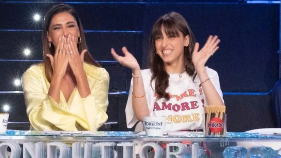 Giulia Stabile conduce Tú sí que vales al posto di Belen? Lei fa chiarezza