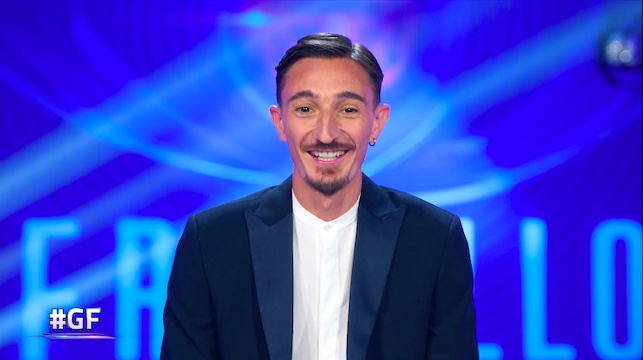 Chi è Ciro Petrone? Età, fidanzata, film e Instagram Chi è Ciro Petrone? Età, fidanzata, film e Instagram