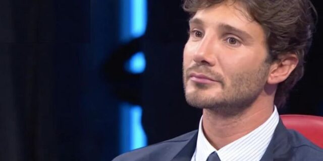 Conduzione Sanremo 2025: Stefano De Martino