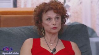 Beatrice Luzzi svela cosa accade quando si spengono le telecamere