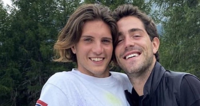 Tommaso Zorzi e Tommaso Stanzani avvistati di nuovo insieme: “Si comportavano da coppia” (FOTO) Tommaso Zorzi e Tommaso Stanzani avvistati di nuovo insieme: “Si comportavano da coppia” (FOTO)