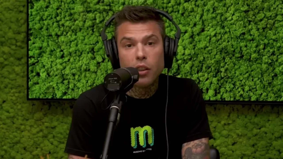Fedez rompe il silenzio e svela cosa è accaduto e come sta ora