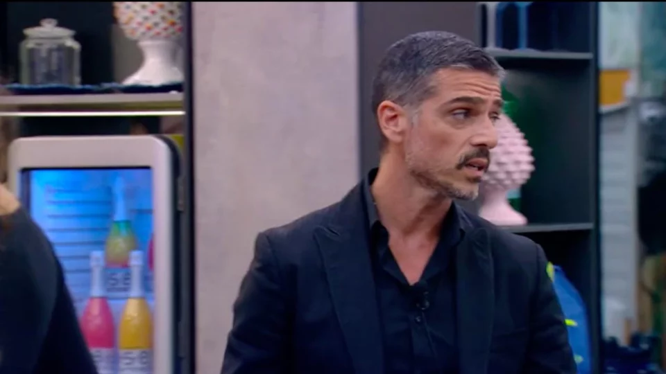 Varrese minaccia di abbandonare il GF: