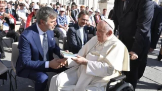 beppe convertini racconta incontro papa francesco