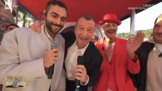 Marco Mengoni super ospite e co conduttore a Sanremo 2024