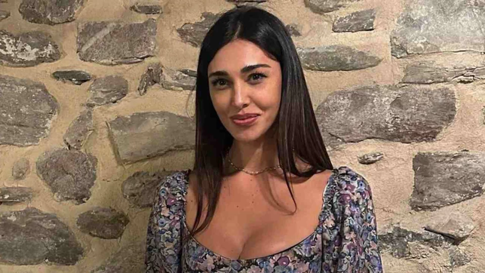 Belen Rodriguez incinta di Elio? Lei rompe il silenzio