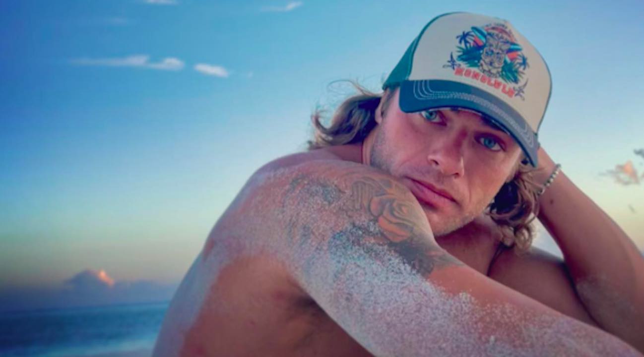 Chi è Sergio D’Ottavi del GF? Età, fidanzata e Instagram Chi è Sergio D’Ottavi del GF? Età, fidanzata e Instagram
