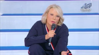 Maria De Filippi, una tuta a Uomini e Donne? Non avete idea di quanto costi (tanto!) questo completo