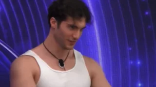 federico massaro rivela baciato uomo