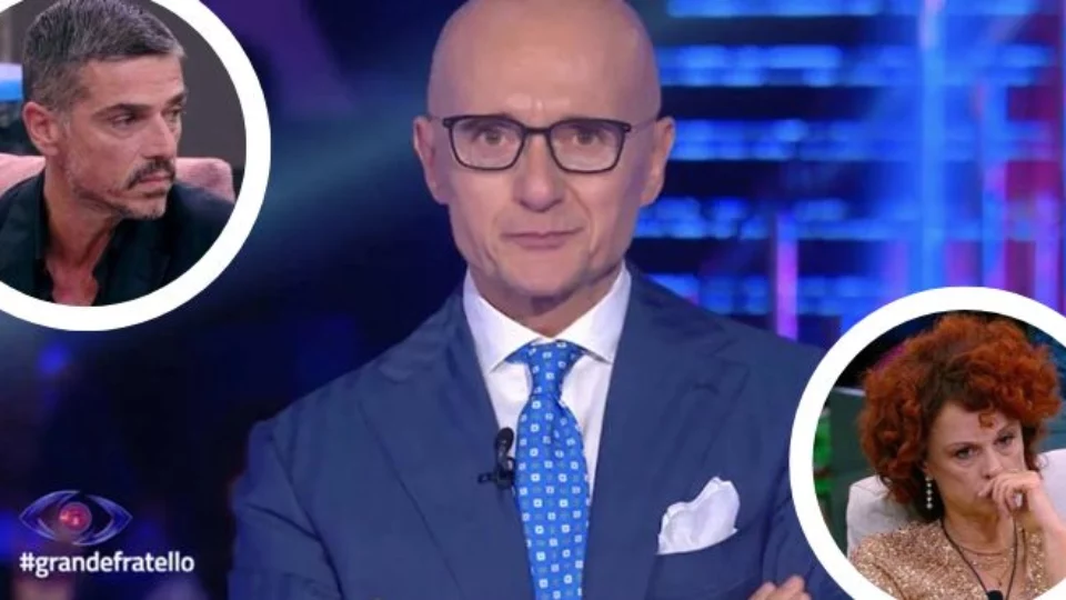 Grande Fratello, Signorini dice la sua sulla faida Beatrice-Varrese