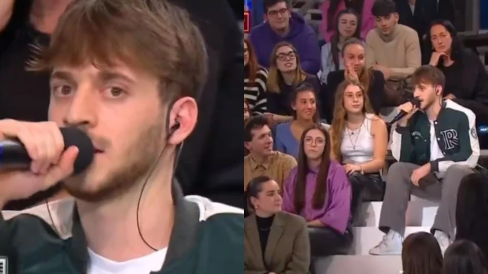 holden esibisce mezzo pubblico amici 23