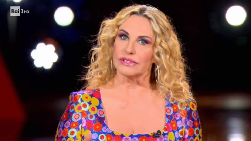 Antonella Clerici commenta l'esordio di Io Canto Senior: