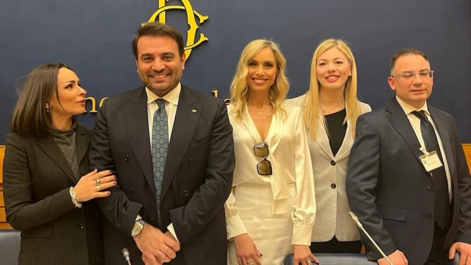 Intergruppo parlamentare su medicina estetica