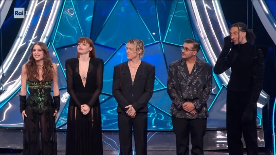 Sanremo 2024, la classifiche complete delle serate