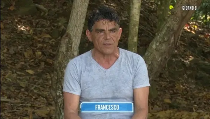 Caso Francesco Benigno, la produzione de L’isola interviene con un comunicato dopo le accuse