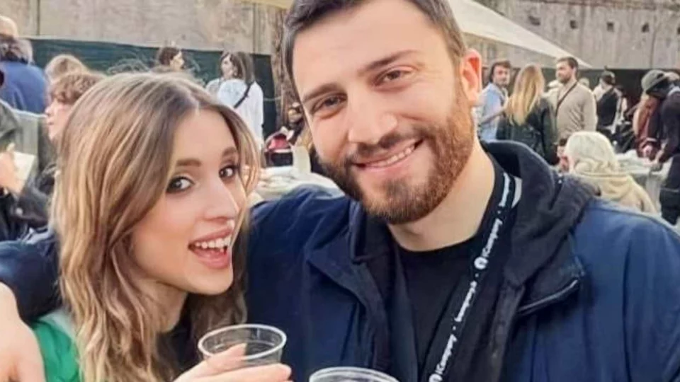 Angelina Mango si è fatta un tatuaggio insieme a suo fratello Filippo