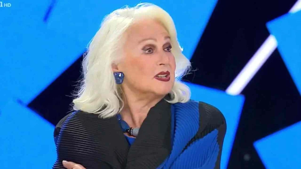 Tale e Quale Show, chi prenderà il posto di Loretta Goggi? Spuntano diversi nomi (tra cui una prof di Amici)