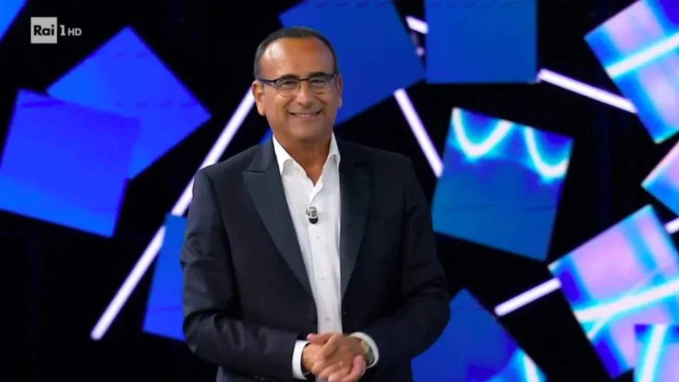 Carlo Conti è già a lavoro su Sanremo 2025 e ha rivoluzionato il regolamento per le Nuove Proposte