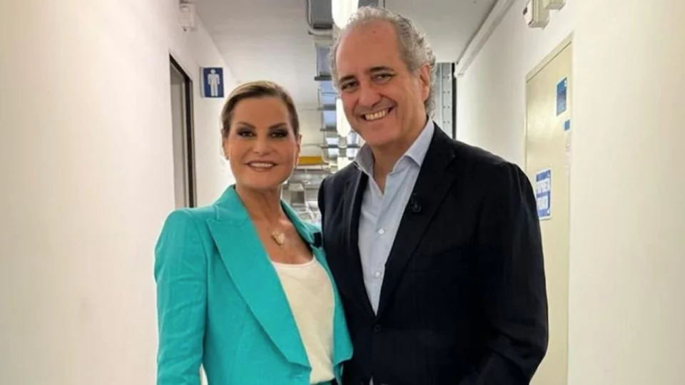 Simona Ventura, spunta l'Iban sulle partecipazioni di nozze