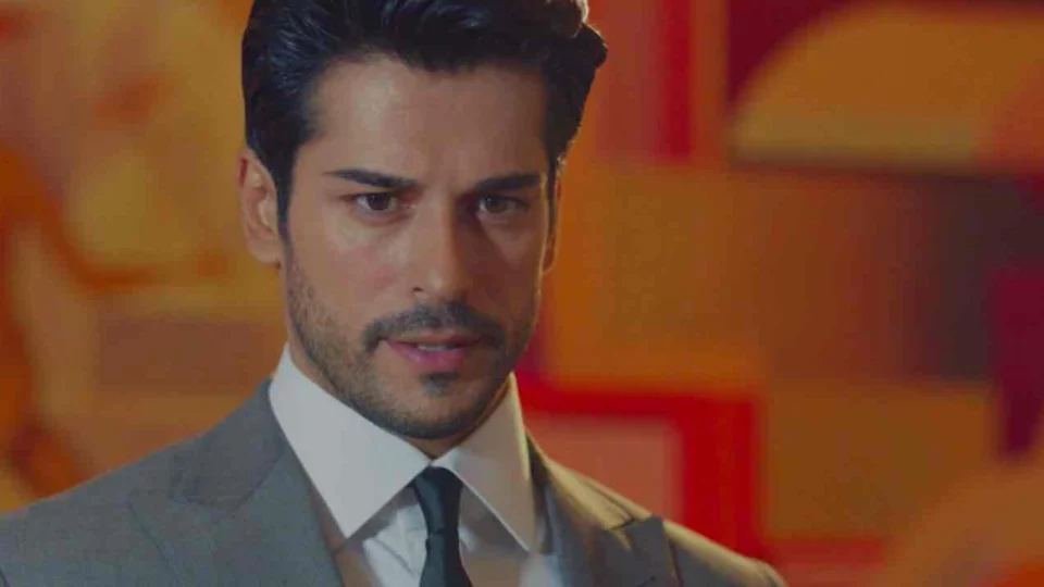 Endless Love anticipazioni 5 luglio: Kemal segue a distanza Emir e Nihan e resta spiazzato!