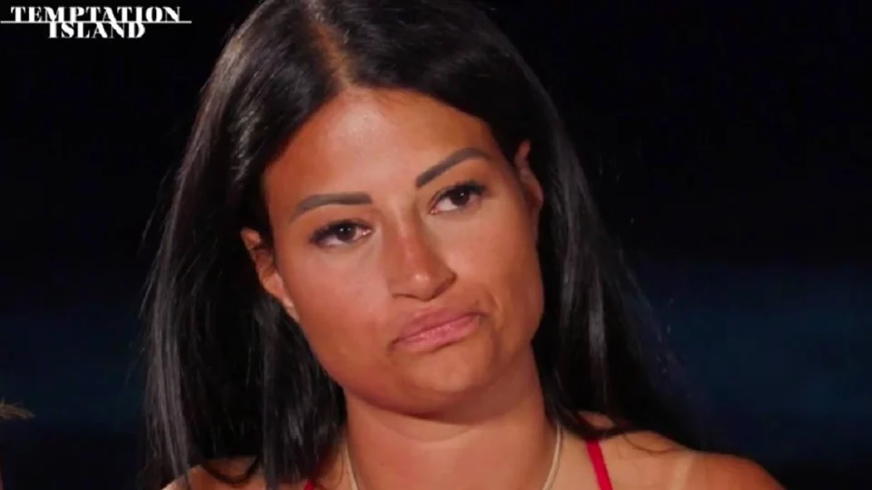 Temptation Island, è già tempo di reunion! Dopo l'addio a Lino Alessia torna sui social con un'altra fidanzata