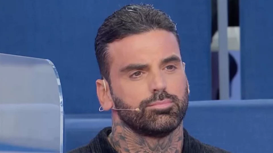 Uomini e Donne, Mario vicino a un'altra Dama? Esplode il gossip