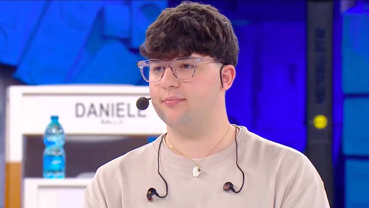 amici 24 deddè escluso dal serale le prime parole dopo l eliminazione da Novella2000.it amici 24 deddè escluso dal serale le prime parole dopo l eliminazione