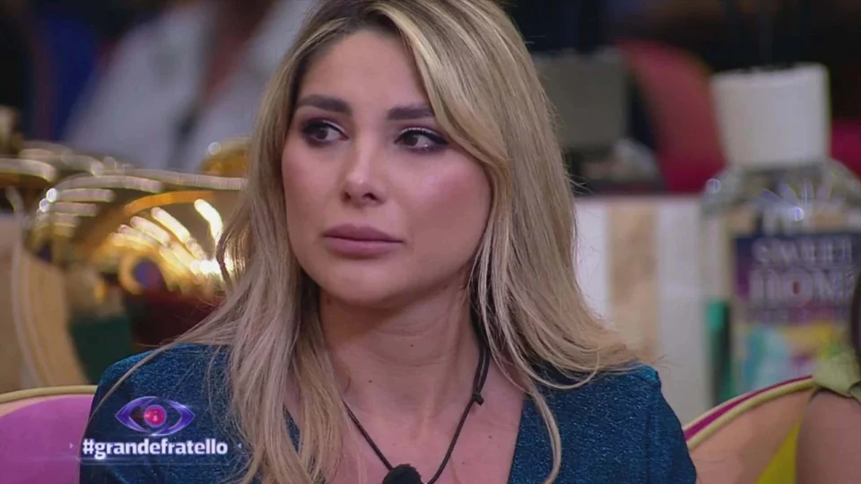 Chiara Cainelli non ci sta e se la prende contro gli autori a pochi giorni dalla finale (VIDEO)