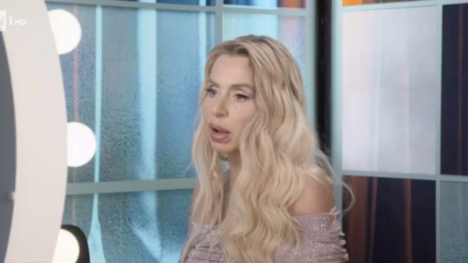 Valeria Marini lancia una stoccata alle showgirl di Ne vedremo delle belle