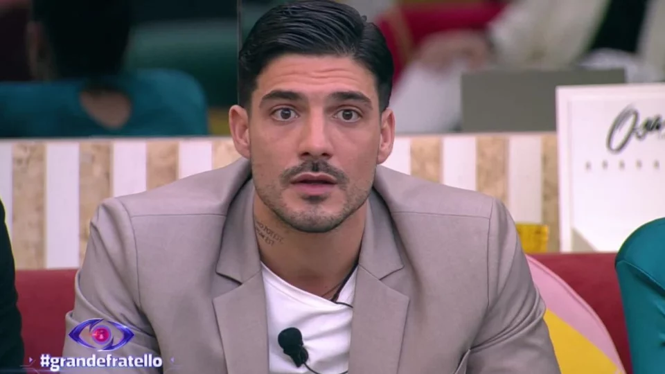 Lorenzo Spolverato replica a chi mette in dubbio il suo orientamento sessuale