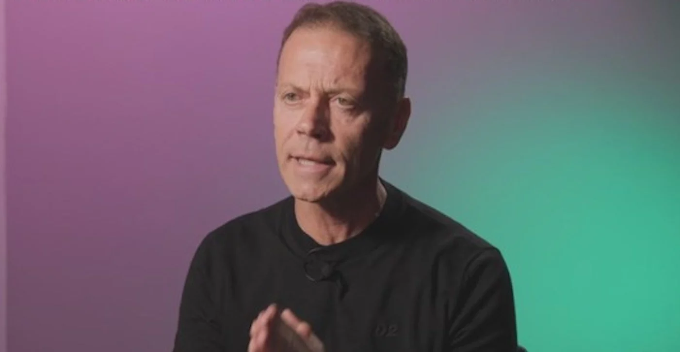Rocco Siffredi dà la sua versione dopo le accuse di abusi Rocco Siffredi dà la sua versione dopo le accuse di abusi