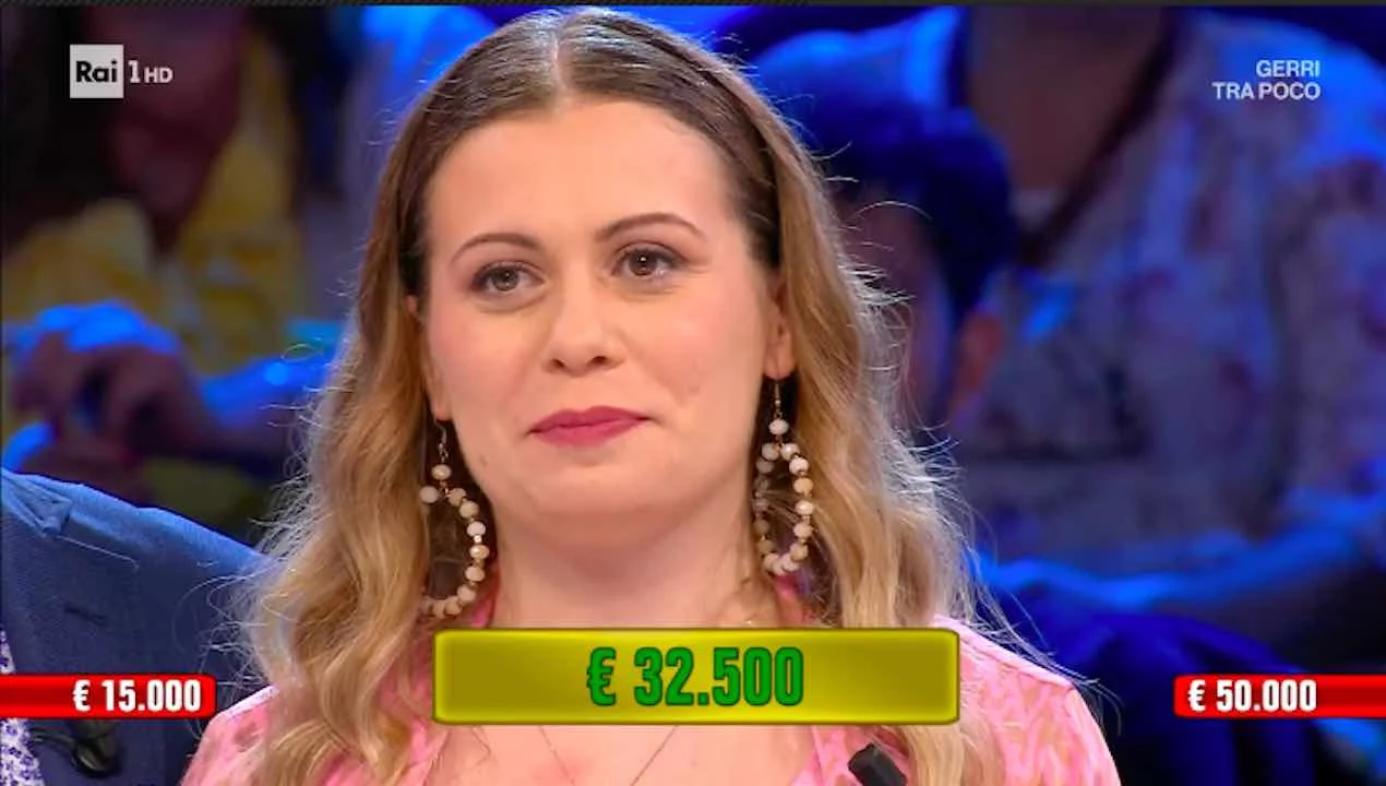 AFFARI TUOI quanto hanno vinto stasera ai pacchi? 5 maggio 2025 AFFARI TUOI quanto hanno vinto stasera ai pacchi? 5 maggio 2025