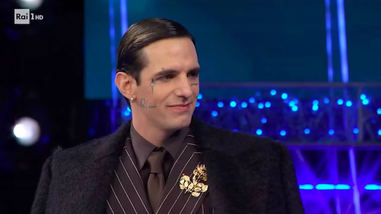 achille lauro confessa che avrebbe voluto cambiare il brano di sanremo prima dell annuncio dei big da Novella2000.it achille lauro confessa che avrebbe voluto cambiare il brano di sanremo prima dell annuncio dei big