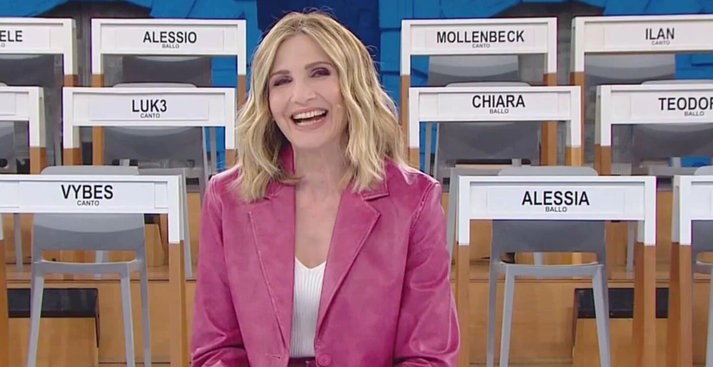 lorella cuccarini torna in tv con una serata per i 40 anni di carriera