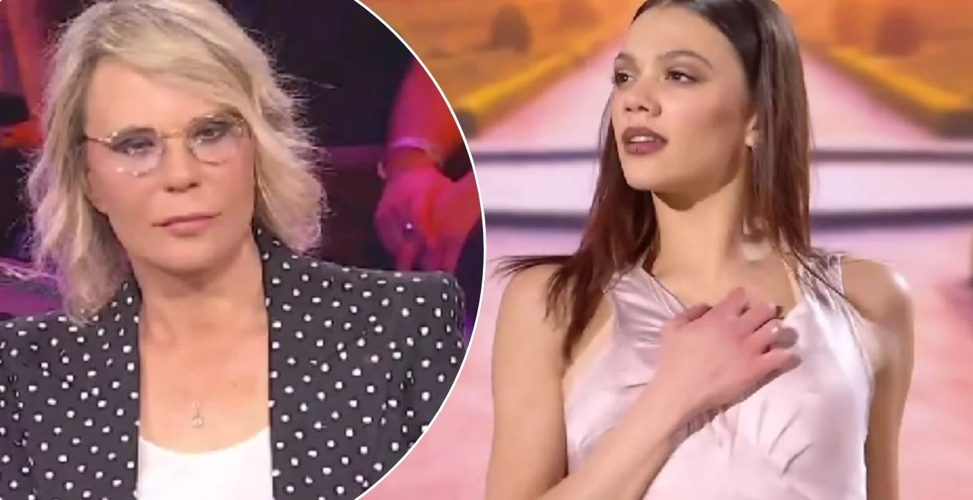 Maria De Filippi offre a Chiara un posto come professionista ad Amici Maria De Filippi offre a Chiara un posto come professionista ad Amici