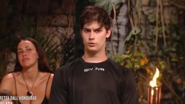 lorenzo tano eliminato isola dei famosi 12 maggio